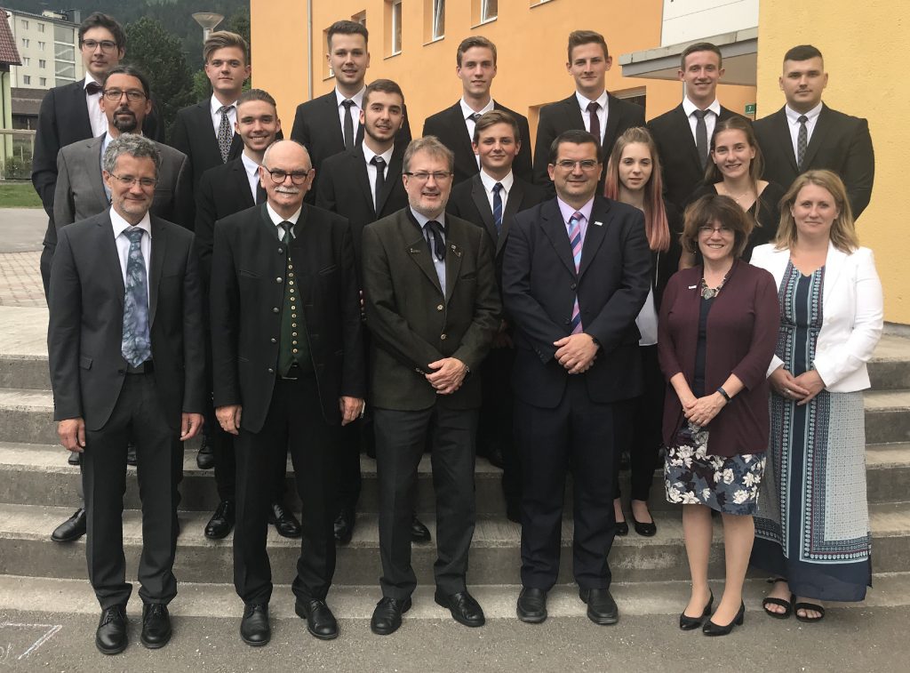 Die Absolventinnen und Absolventen der HTL Trieben 2019 - HTL Trieben